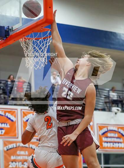 Thumbnail 3 in Riverview vs Bradenton Christian School photogallery.