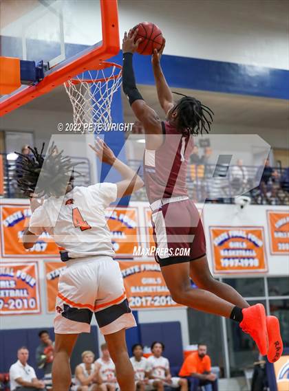 Thumbnail 3 in Riverview vs Bradenton Christian School photogallery.