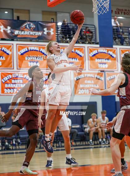 Thumbnail 2 in Riverview vs Bradenton Christian School photogallery.