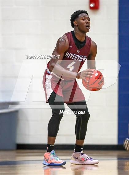 Thumbnail 3 in Riverview vs Bradenton Christian School photogallery.