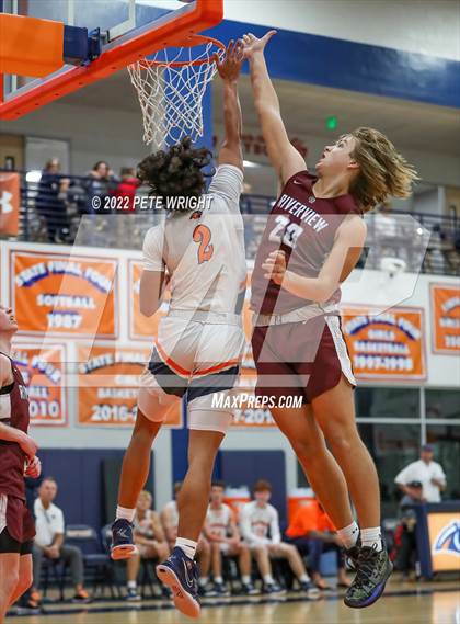 Thumbnail 1 in Riverview vs Bradenton Christian School photogallery.
