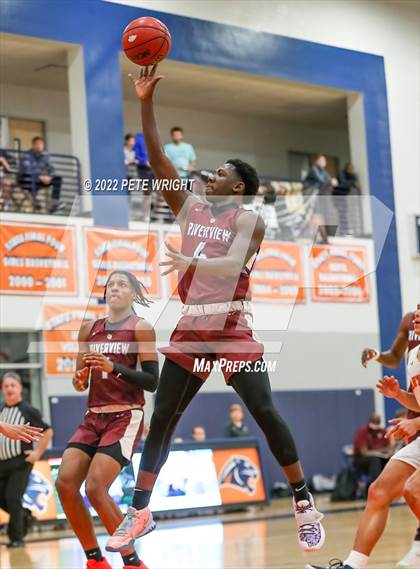 Thumbnail 3 in Riverview vs Bradenton Christian School photogallery.