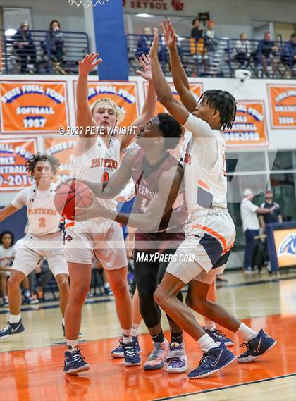 Thumbnail 2 in Riverview vs Bradenton Christian School photogallery.