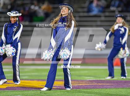 Thumbnail 3 in Longview vs. Lone Star (UIL 5A D1 Area Playoff) photogallery.