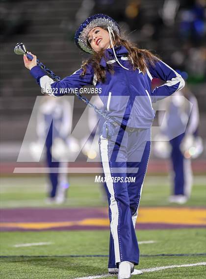 Thumbnail 2 in Longview vs. Lone Star (UIL 5A D1 Area Playoff) photogallery.
