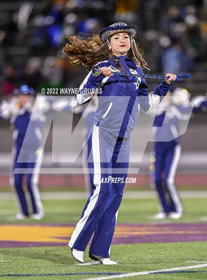 Thumbnail 3 in Longview vs. Lone Star (UIL 5A D1 Area Playoff) photogallery.
