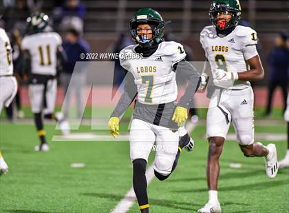 Thumbnail 3 in Longview vs. Lone Star (UIL 5A D1 Area Playoff) photogallery.