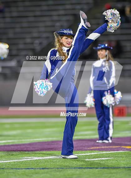 Thumbnail 1 in Longview vs. Lone Star (UIL 5A D1 Area Playoff) photogallery.