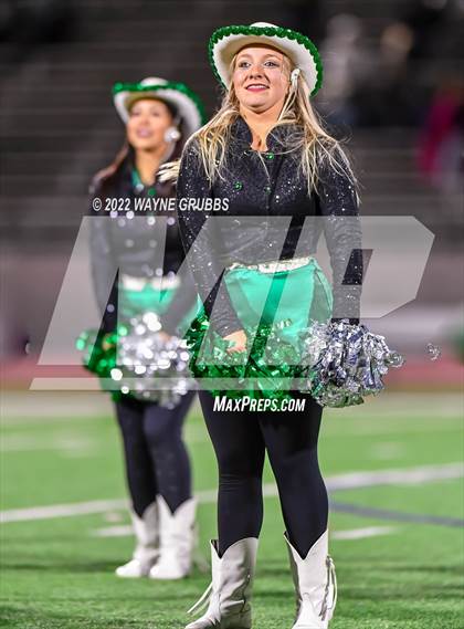 Thumbnail 2 in Longview vs. Lone Star (UIL 5A D1 Area Playoff) photogallery.