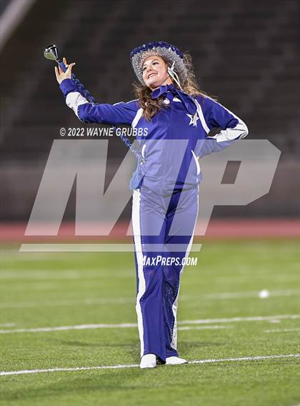 Thumbnail 2 in Longview vs. Lone Star (UIL 5A D1 Area Playoff) photogallery.