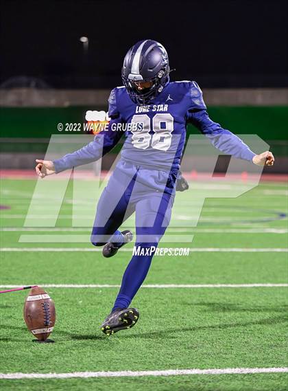 Thumbnail 3 in Longview vs. Lone Star (UIL 5A D1 Area Playoff) photogallery.