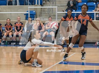 Thumbnail 3 in Clark @ Brandeis photogallery.