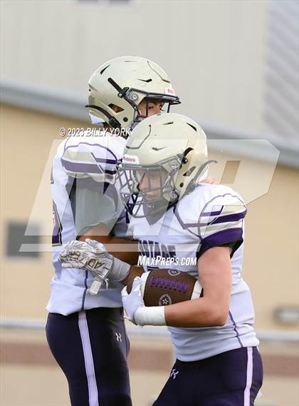 Thumbnail 2 in Grand Saline vs Eustace photogallery.