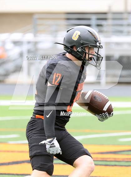 Thumbnail 2 in Grand Saline vs Eustace photogallery.