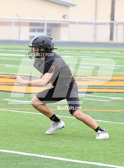 Thumbnail 2 in Grand Saline vs Eustace photogallery.