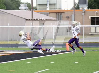 Thumbnail 2 in Grand Saline vs Eustace photogallery.