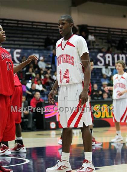 Thumbnail 3 in Salesian vs St. Mary's photogallery.