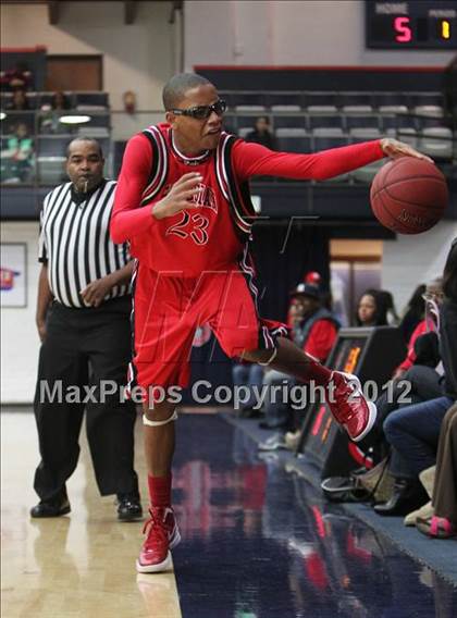 Thumbnail 3 in Salesian vs St. Mary's photogallery.