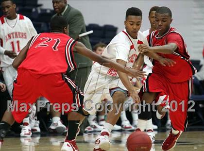 Thumbnail 2 in Salesian vs St. Mary's photogallery.