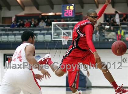 Thumbnail 2 in Salesian vs St. Mary's photogallery.
