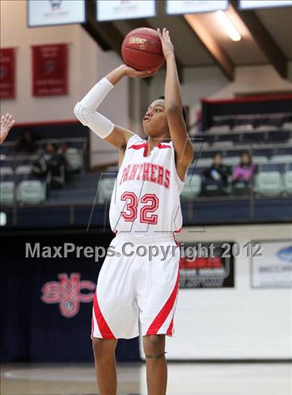 Thumbnail 2 in Salesian vs St. Mary's photogallery.