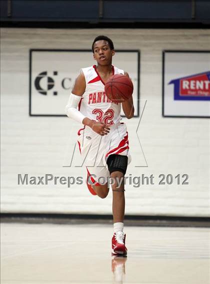 Thumbnail 3 in Salesian vs St. Mary's photogallery.