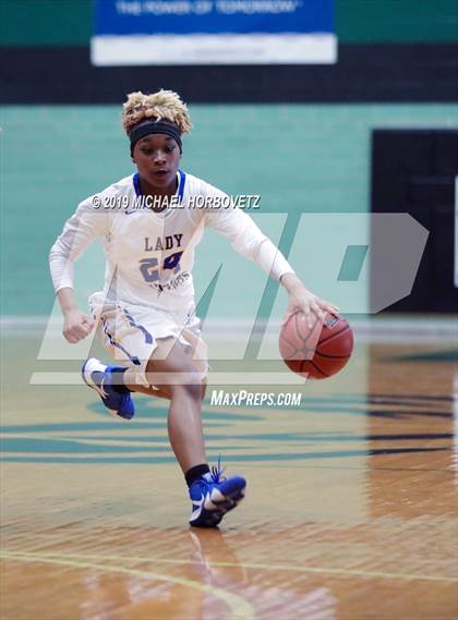 Thumbnail 2 in Lakeview Centennial vs. Plano (UIL 6A Bi-District Playoff) photogallery.