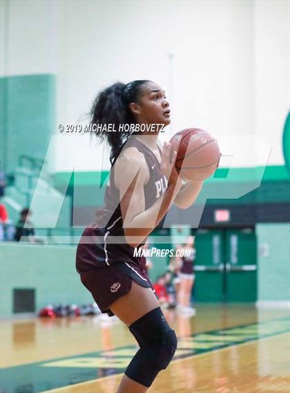 Thumbnail 3 in Lakeview Centennial vs. Plano (UIL 6A Bi-District Playoff) photogallery.