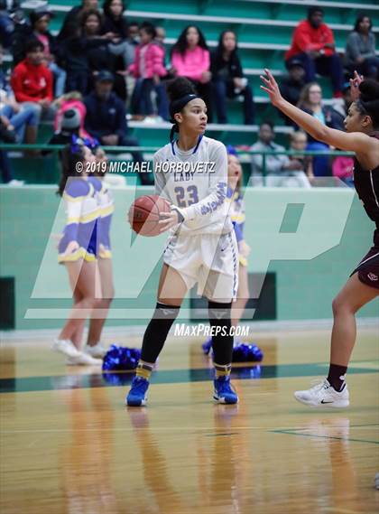Thumbnail 3 in Lakeview Centennial vs. Plano (UIL 6A Bi-District Playoff) photogallery.