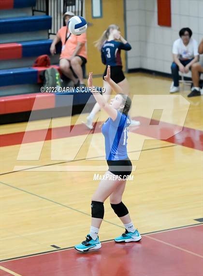 Thumbnail 2 in Buena @ McClintock photogallery.