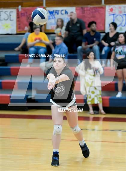 Thumbnail 3 in Buena @ McClintock photogallery.