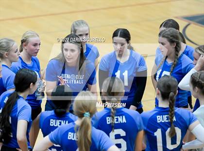 Thumbnail 2 in Buena @ McClintock photogallery.