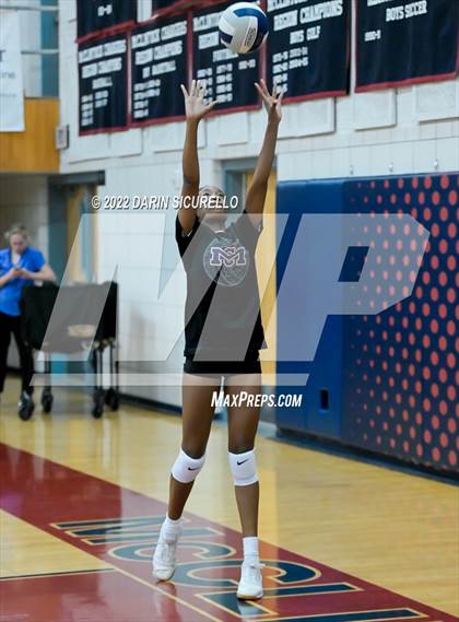 Thumbnail 1 in Buena @ McClintock photogallery.