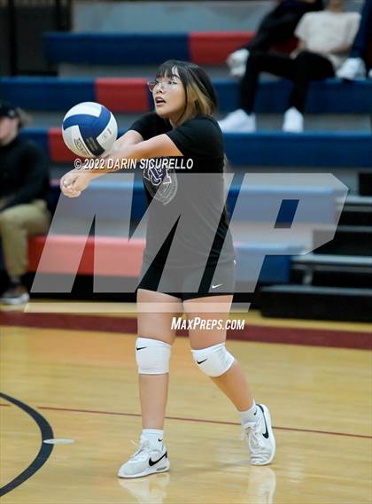 Thumbnail 1 in Buena @ McClintock photogallery.