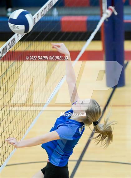 Thumbnail 1 in Buena @ McClintock photogallery.