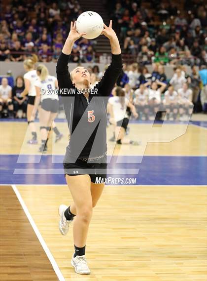 Thumbnail 2 in Springfield vs. Kiowa (CHSAA 1A Quarterfinal) photogallery.