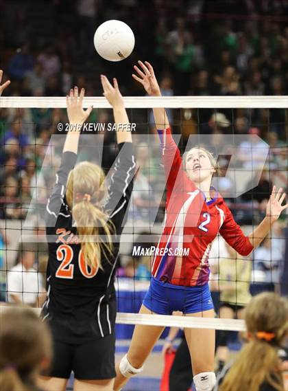 Thumbnail 2 in Springfield vs. Kiowa (CHSAA 1A Quarterfinal) photogallery.