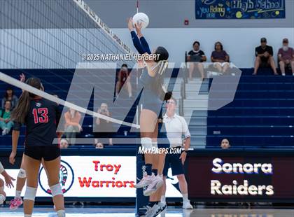 Thumbnail 3 in Troy @ Sonora photogallery.