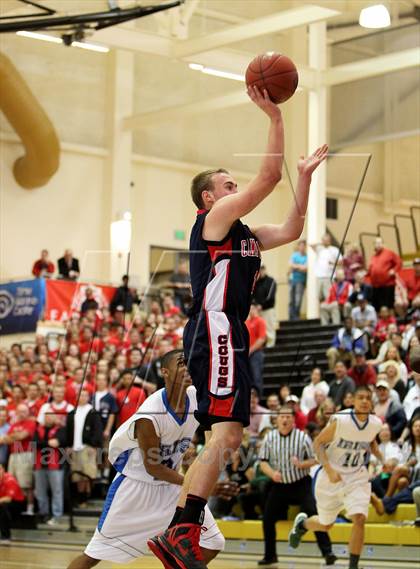 Thumbnail 2 in Sacred Heart Cathedral vs. Campolindo (CIF NorCal Regional D3 Final) photogallery.