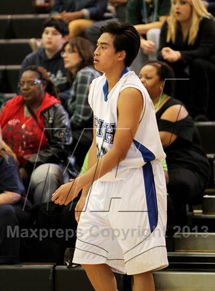 Thumbnail 2 in Sacred Heart Cathedral vs. Campolindo (CIF NorCal Regional D3 Final) photogallery.