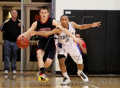 Thumbnail 2 in Sacred Heart Cathedral vs. Campolindo (CIF NorCal Regional D3 Final) photogallery.
