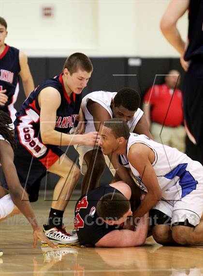 Thumbnail 3 in Sacred Heart Cathedral vs. Campolindo (CIF NorCal Regional D3 Final) photogallery.