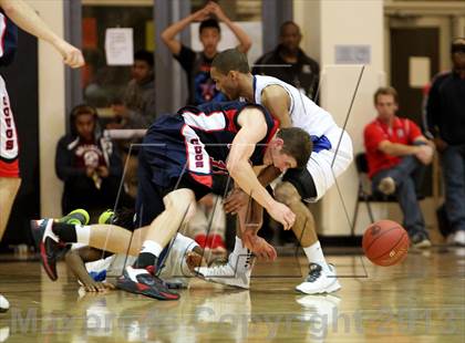 Thumbnail 3 in Sacred Heart Cathedral vs. Campolindo (CIF NorCal Regional D3 Final) photogallery.