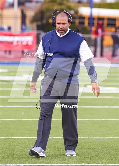 Thumbnail 1 in San Joaquin Memorial @ Serra (CIF NorCal D 1-A Regional Final) photogallery.