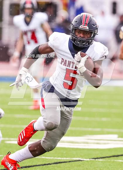 Thumbnail 2 in San Joaquin Memorial @ Serra (CIF NorCal D 1-A Regional Final) photogallery.