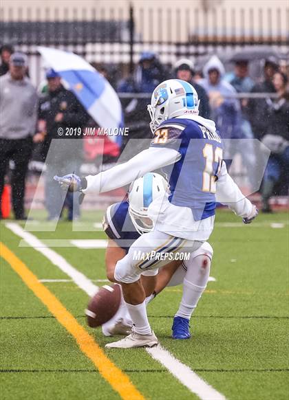 Thumbnail 3 in San Joaquin Memorial @ Serra (CIF NorCal D 1-A Regional Final) photogallery.