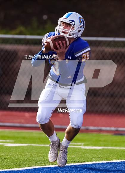 Thumbnail 3 in San Joaquin Memorial @ Serra (CIF NorCal D 1-A Regional Final) photogallery.