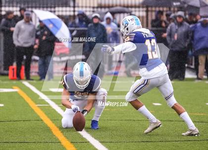 Thumbnail 3 in San Joaquin Memorial @ Serra (CIF NorCal D 1-A Regional Final) photogallery.