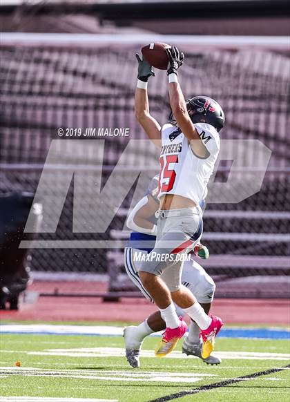 Thumbnail 2 in San Joaquin Memorial @ Serra (CIF NorCal D 1-A Regional Final) photogallery.