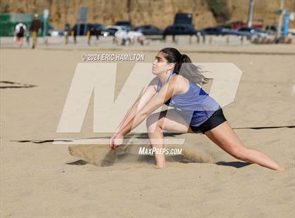 Thumbnail 1 in Louisville @ Harvard-Westlake photogallery.
